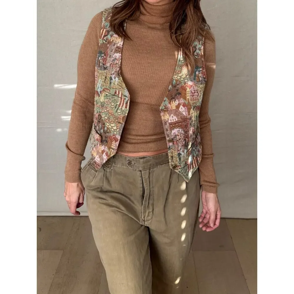 Vintage Tapestry Vest – Fitted 90s Cool Girl Layer - Picture 9 of 9